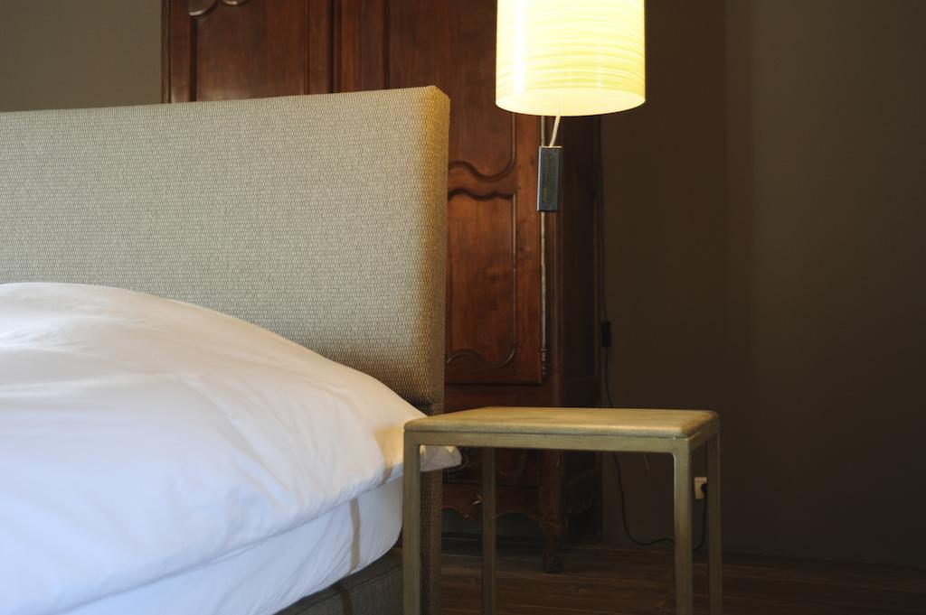 Chateau De Lerse Bed and Breakfast Perignac  Rum bild
