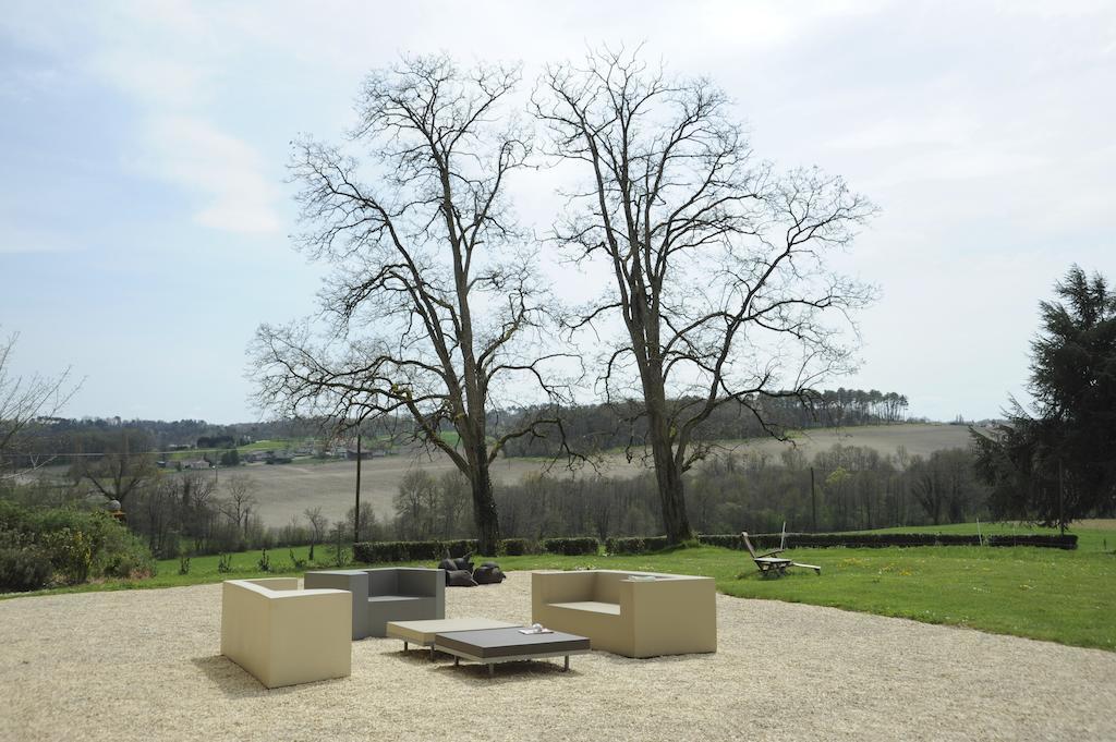 Chateau De Lerse Bed and Breakfast Perignac  Exteriör bild